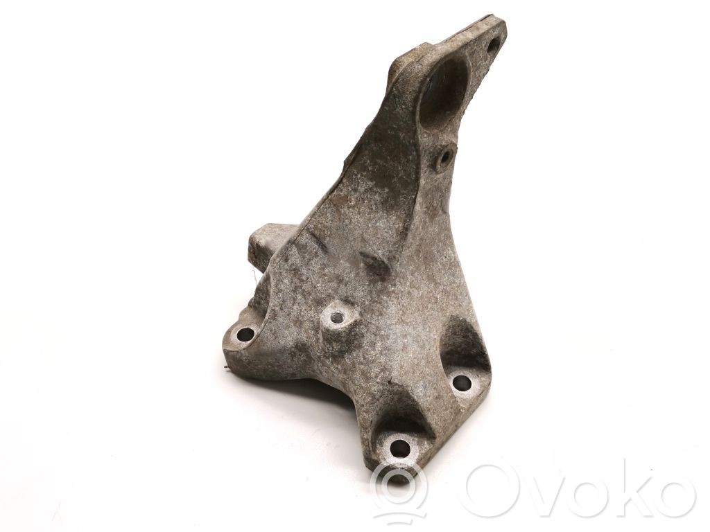 BMW 3 E90 E91 Engine mounting bracket 