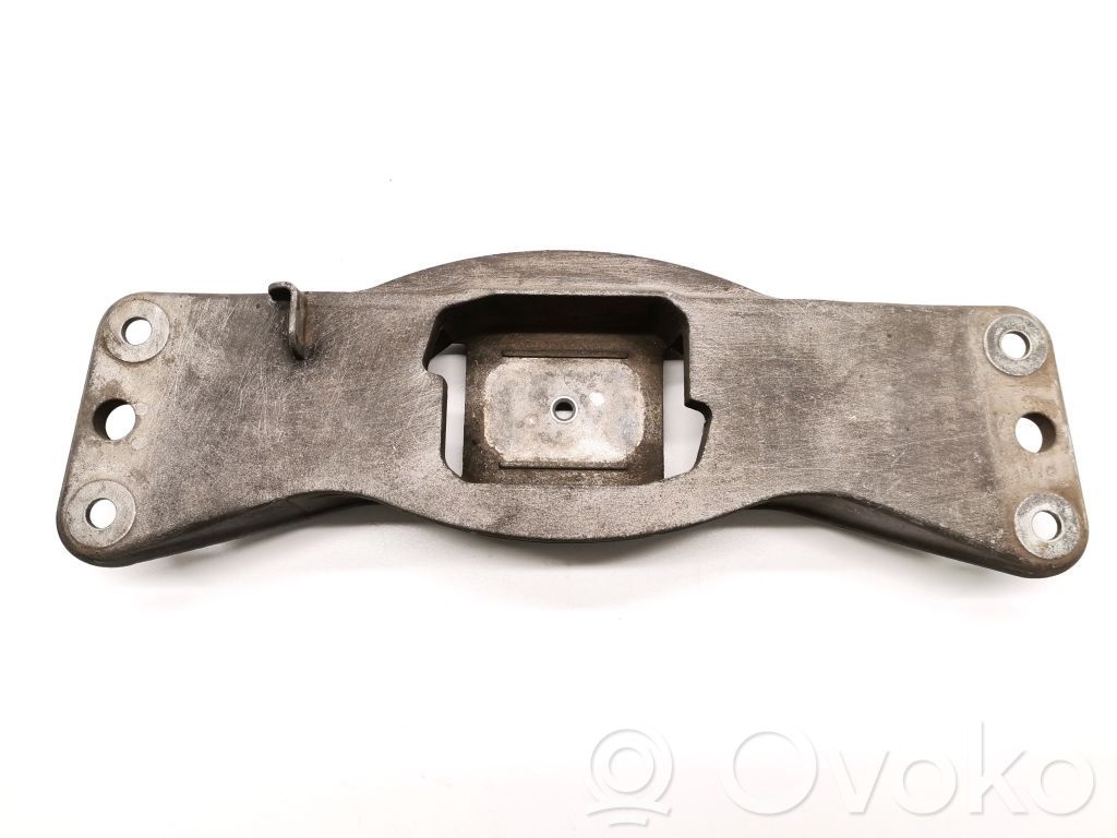 BMW 5 E60 E61 Gearbox mounting bracket 