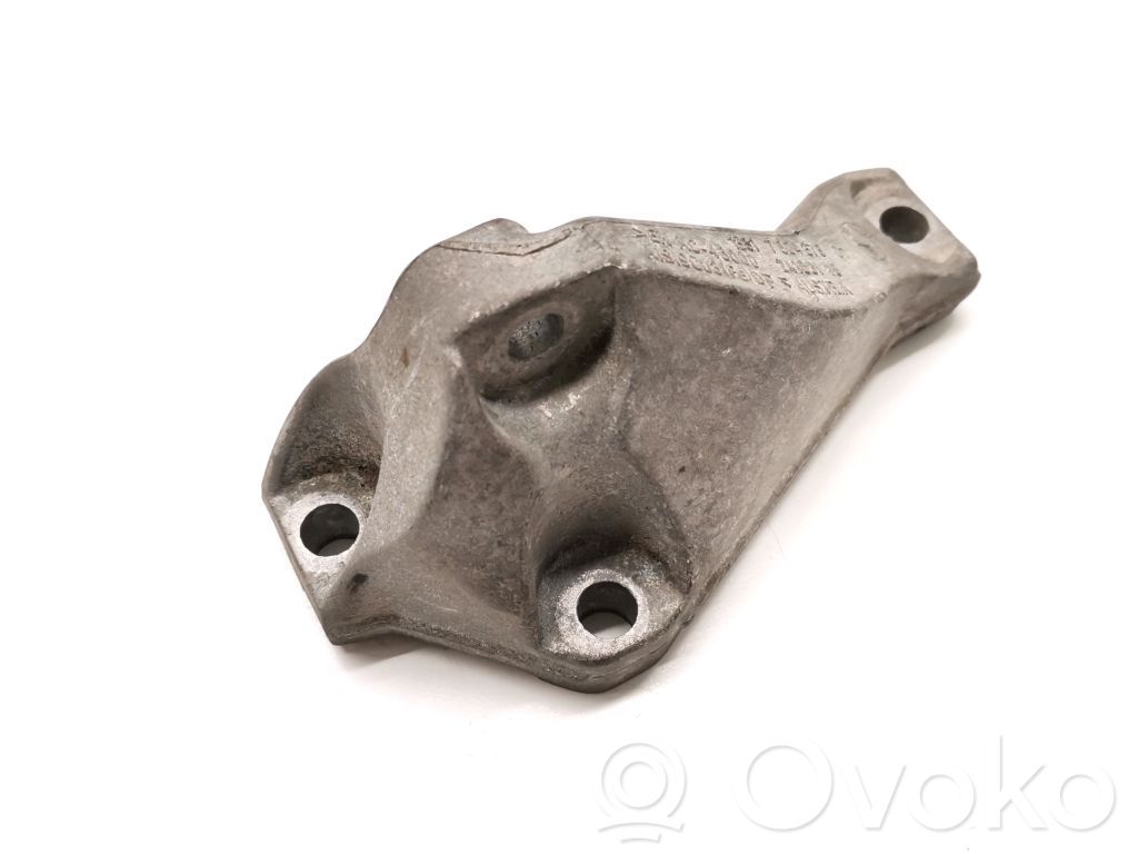 BMW 5 E60 E61 Fuel pump bracket 