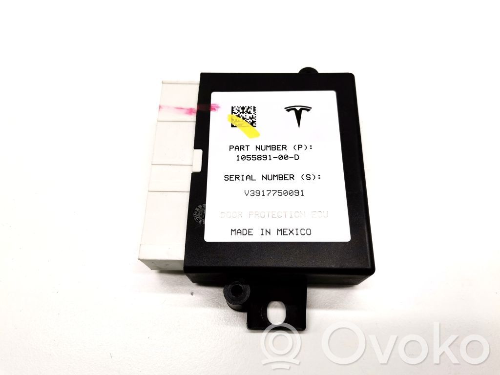 Tesla Model X Door control unit/module 