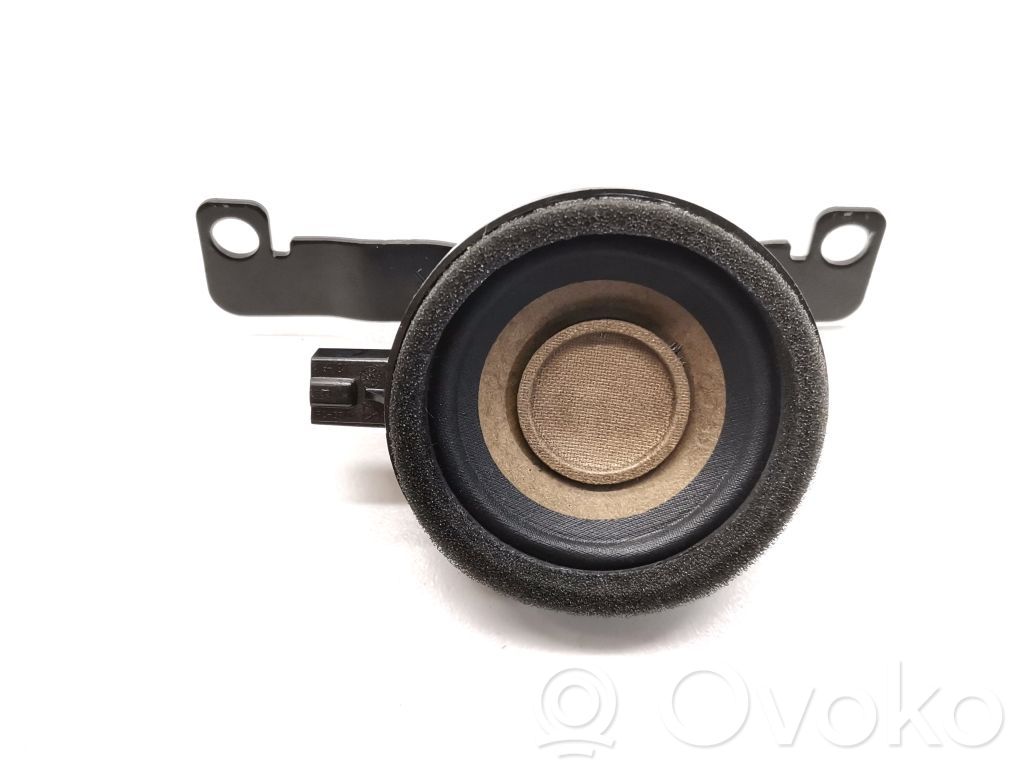 Audi e-tron Front door high frequency speaker 