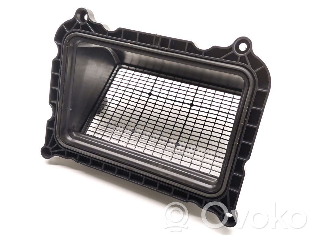 Audi e-tron Cabin air micro filter frame (part) 