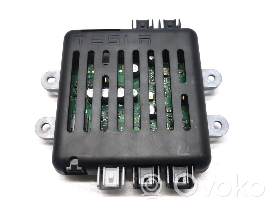 Tesla Model X Other control units/modules 