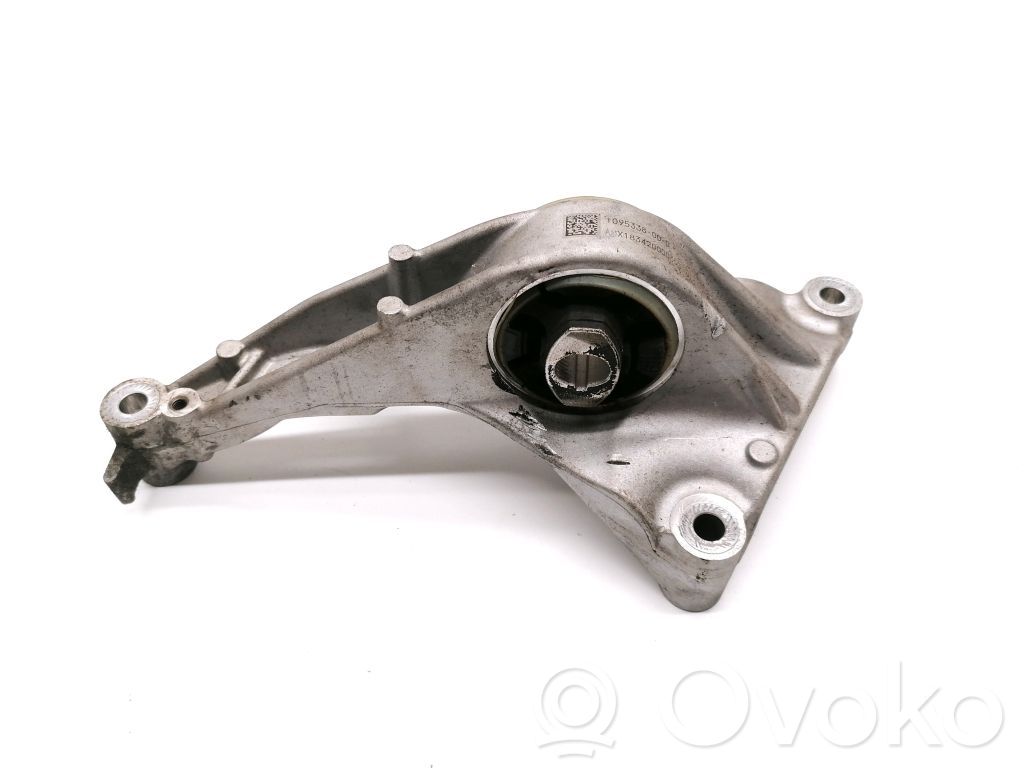 Tesla Model Y Engine mounting bracket 
