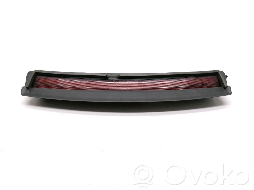 Tesla Model 3 Third/center stoplight 
