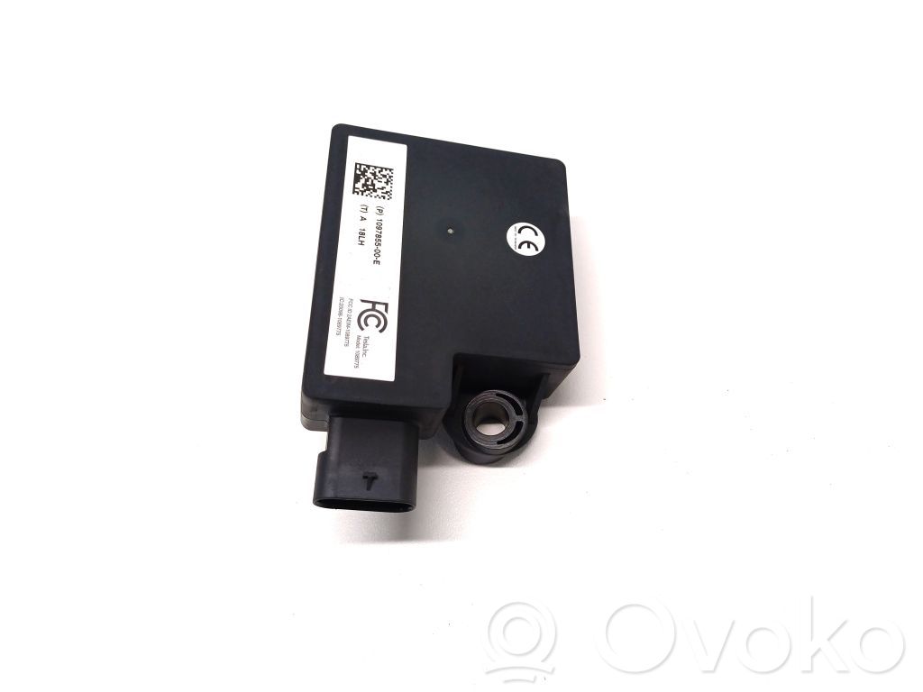 Tesla Model 3 Other control units/modules 