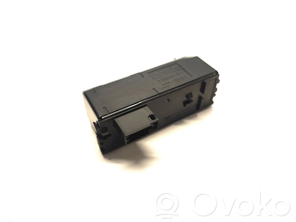 Ford Tourneo Light module LCM 