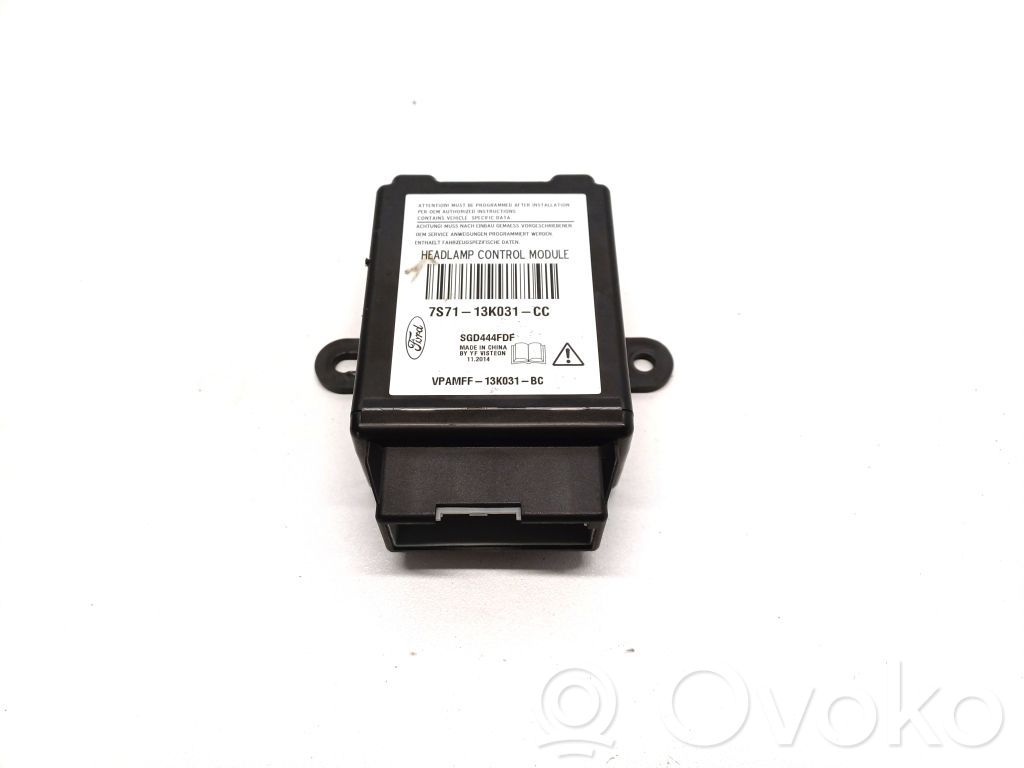 Ford Kuga II Light module LCM 