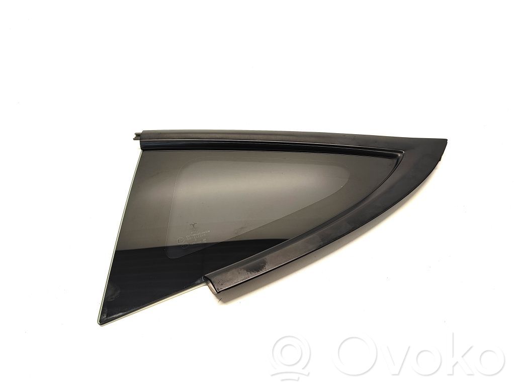 Tesla Model 3 Rear side window 