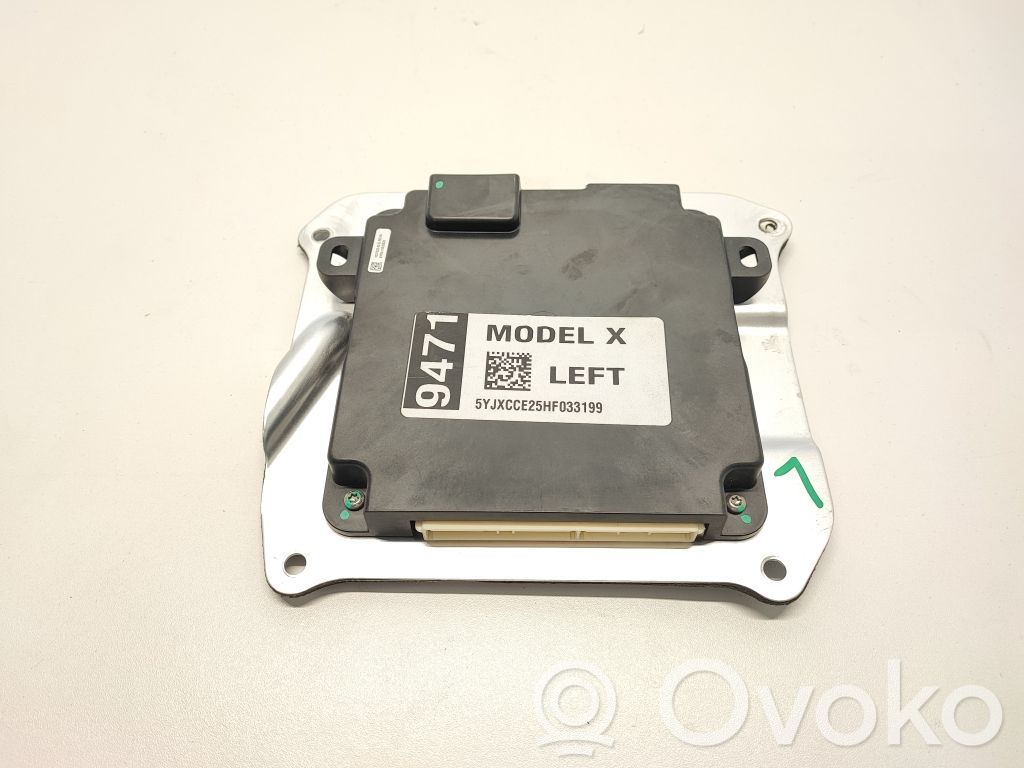 Tesla Model X Door control unit/module 