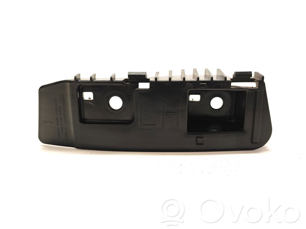 Tesla Model 3 Rear bumper mounting bracket 