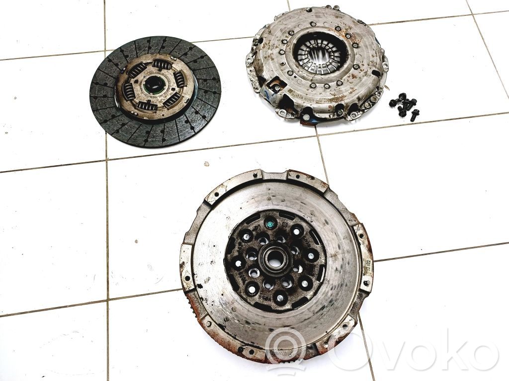 Ford Transit Kit d'embrayage 