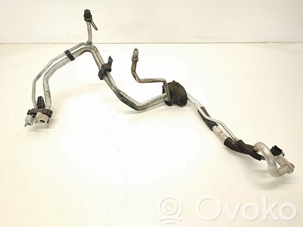 Land Rover Evoque I Ilmastointilaitteen putki (A/C) 