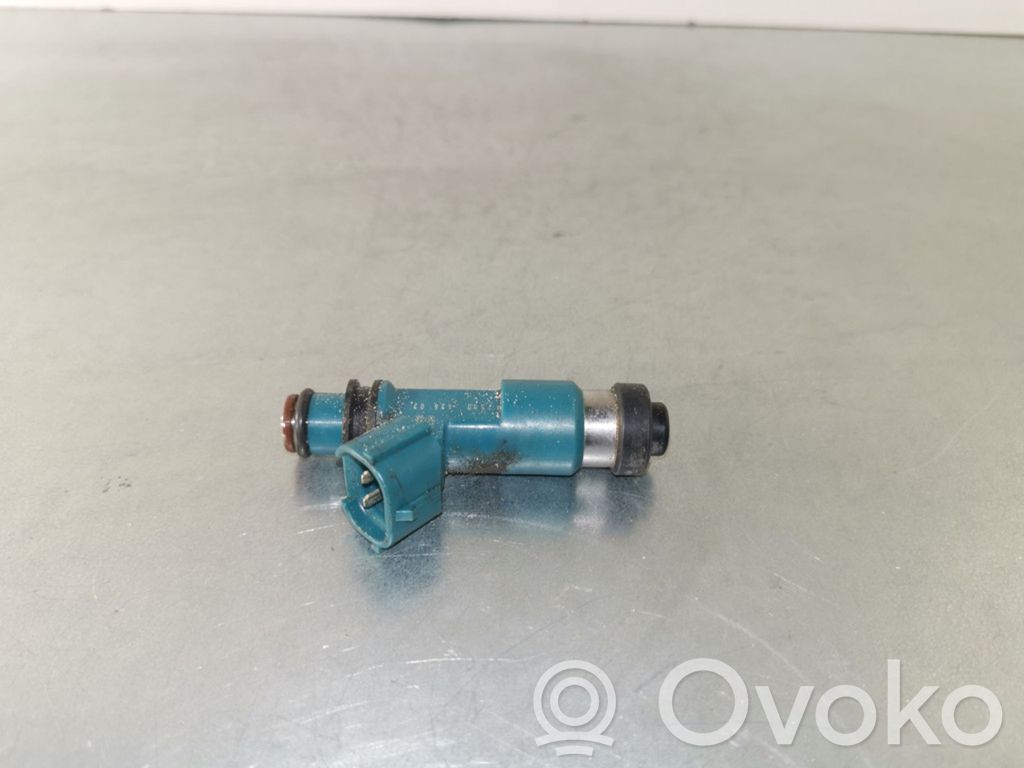 Inyector de combustible   181042602