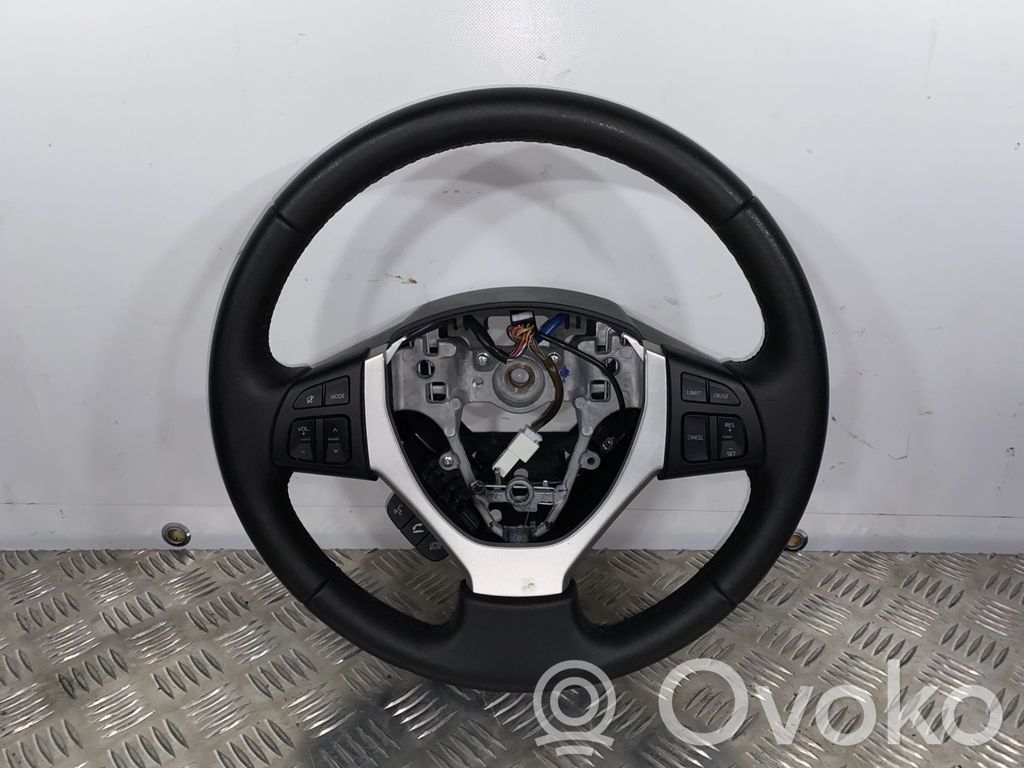 Ohjauspyörä   1712050445