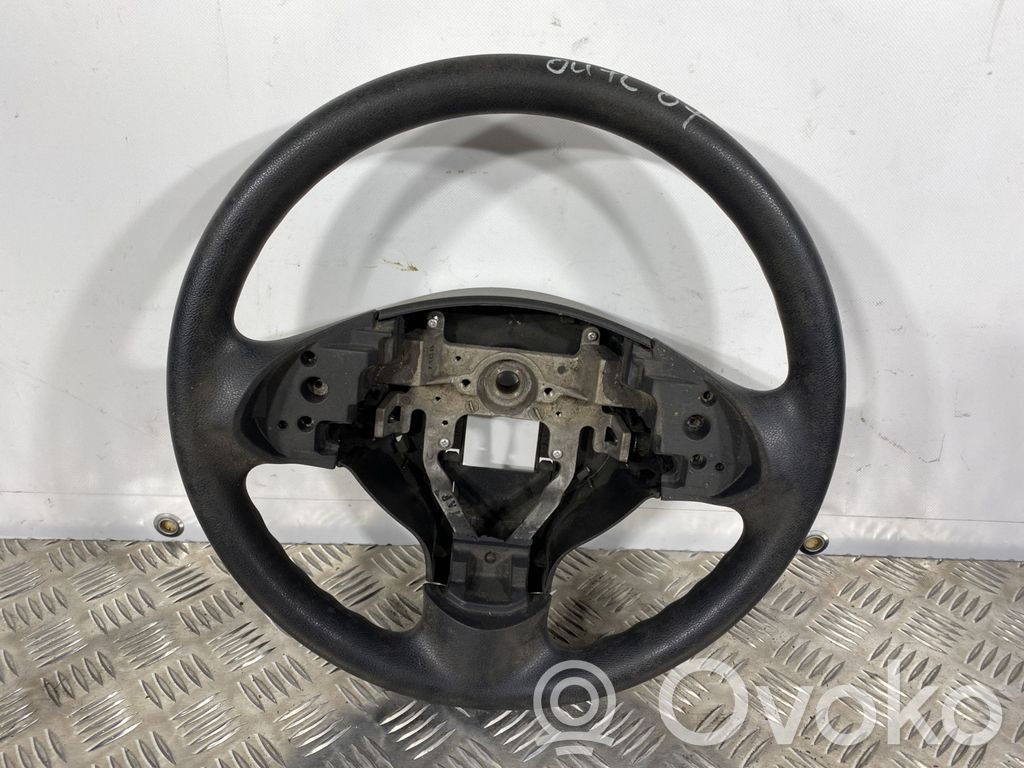 Mitsubishi Outlander Ohjauspyörä 