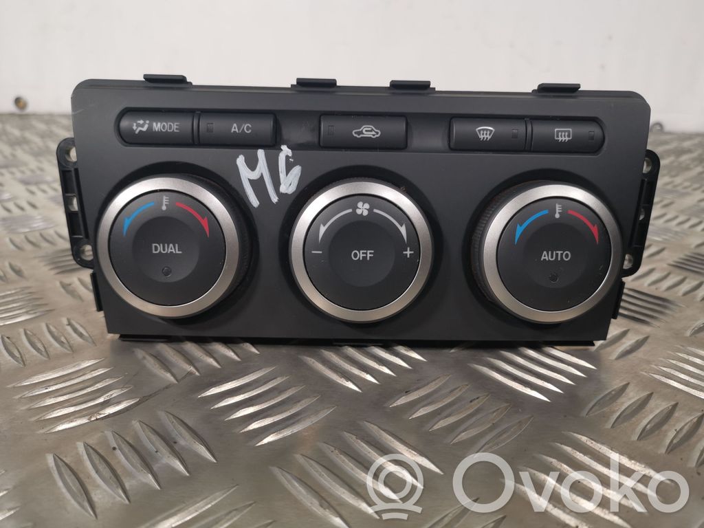 Climate control unit   88721EA078