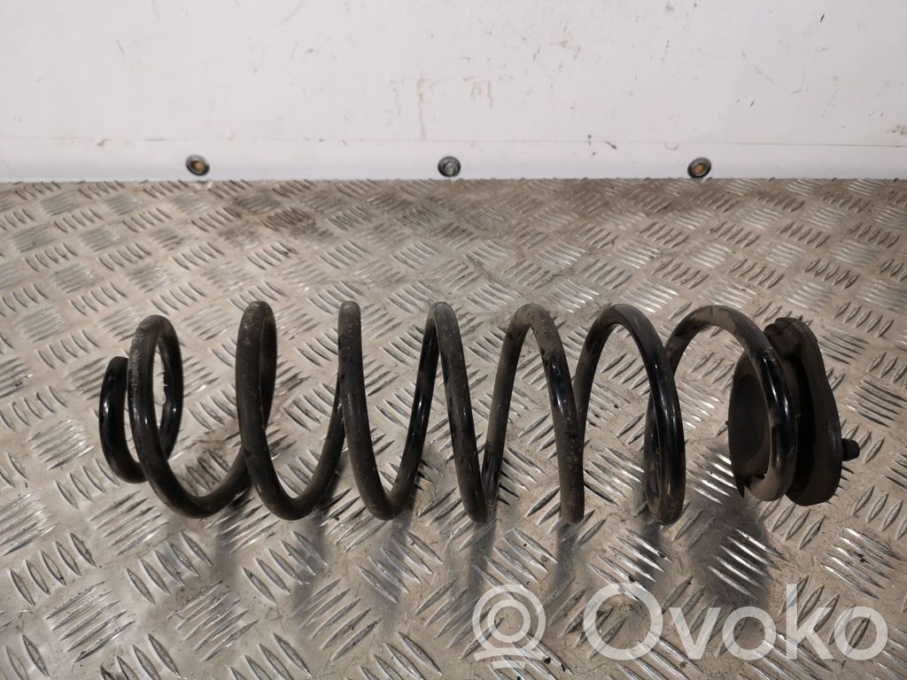 Honda HR-V Rear coil spring 