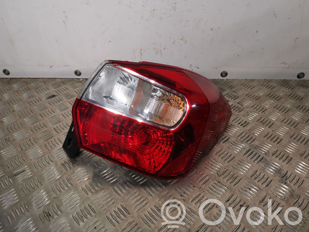 Rear/tail lights   84201FJ040