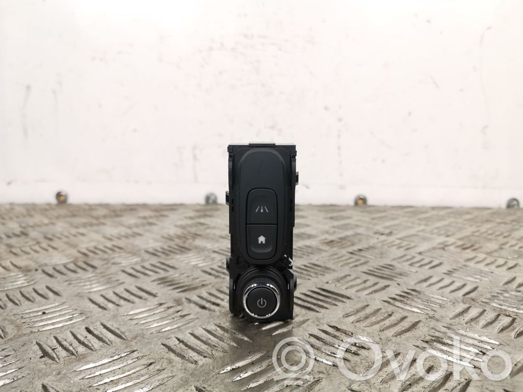 Renault Kadjar GPS navigation control unit/module 