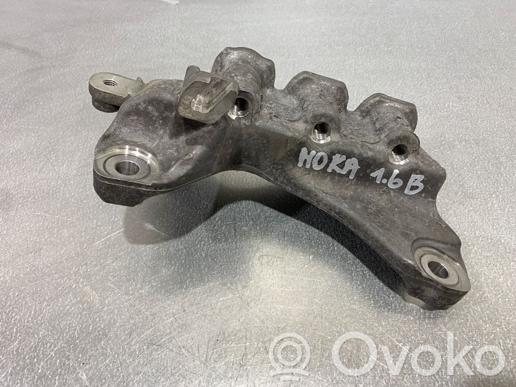 Opel Mokka Engine mounting bracket 