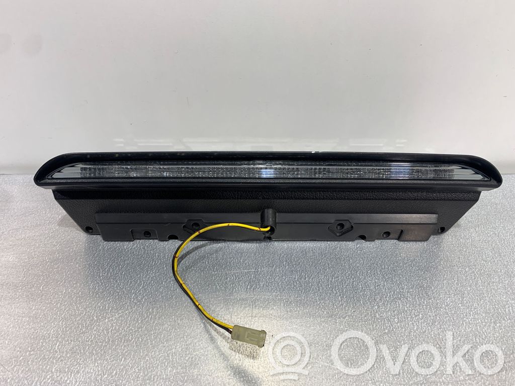 Subaru Forester SH Third/center stoplight 