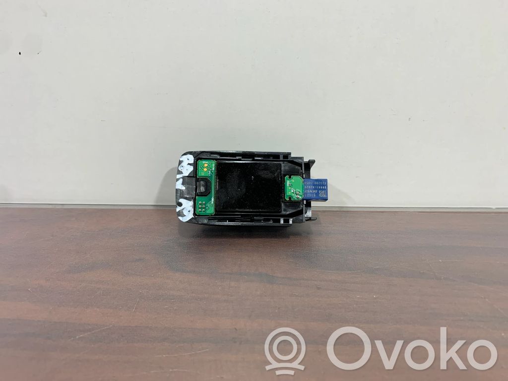 Toyota RAV 4 (XA50) Rain sensor 