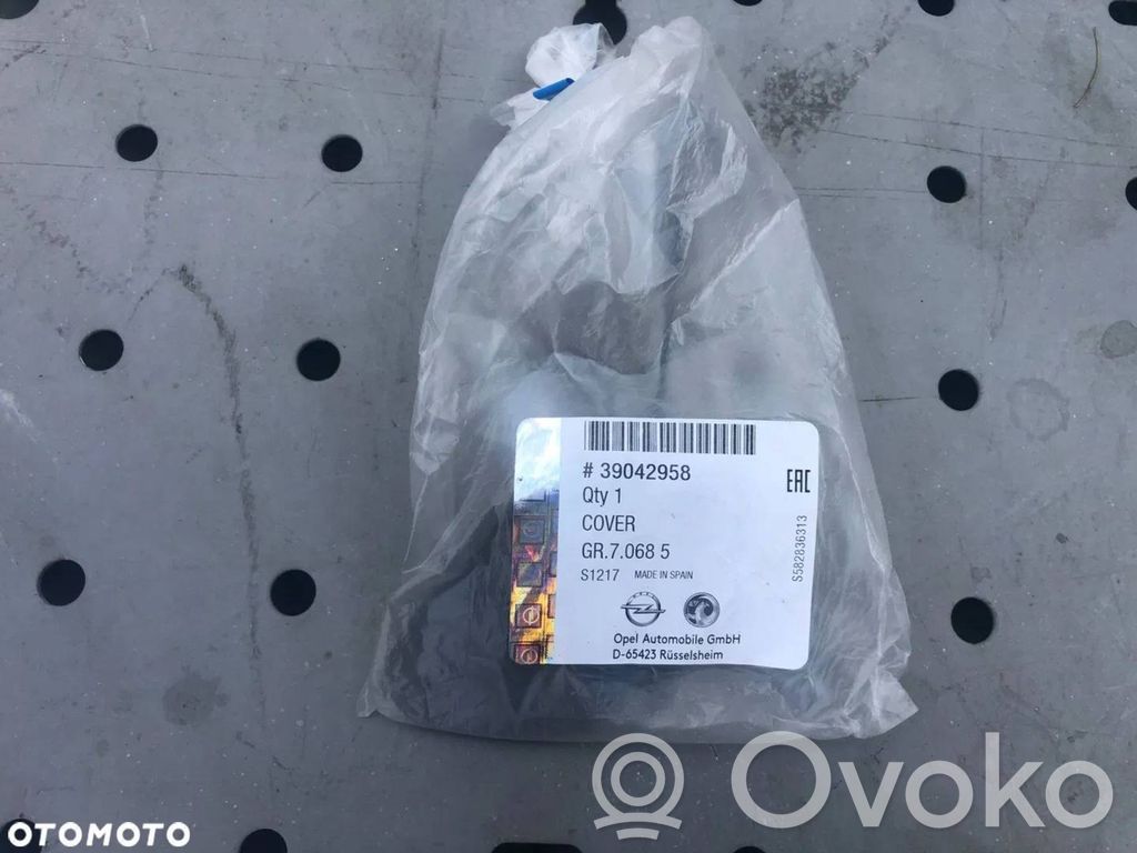 Opel Corsa E Moldinga Apdare 