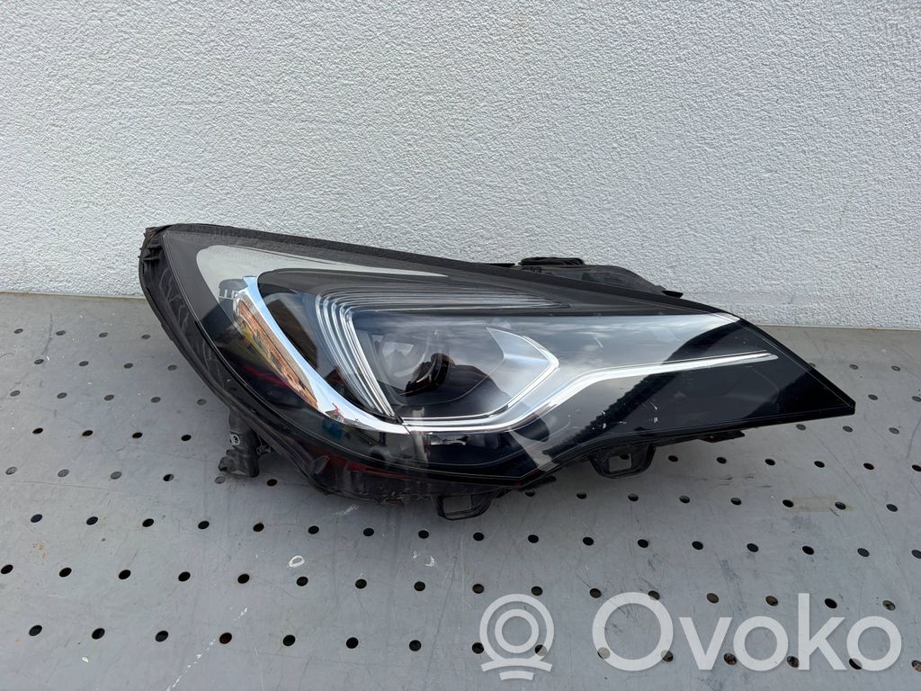 Opel Astra K Scheinwerfer 