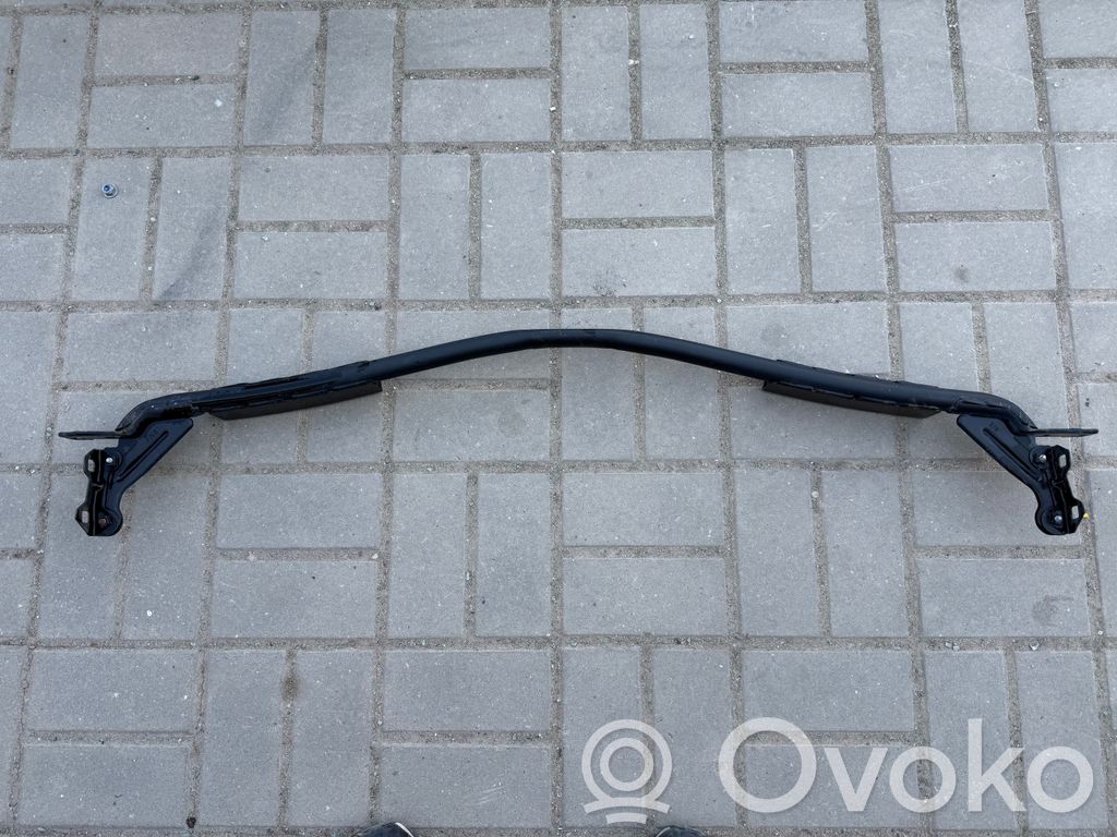 Porsche Macan (95B) Radiator support slam panel bracket 