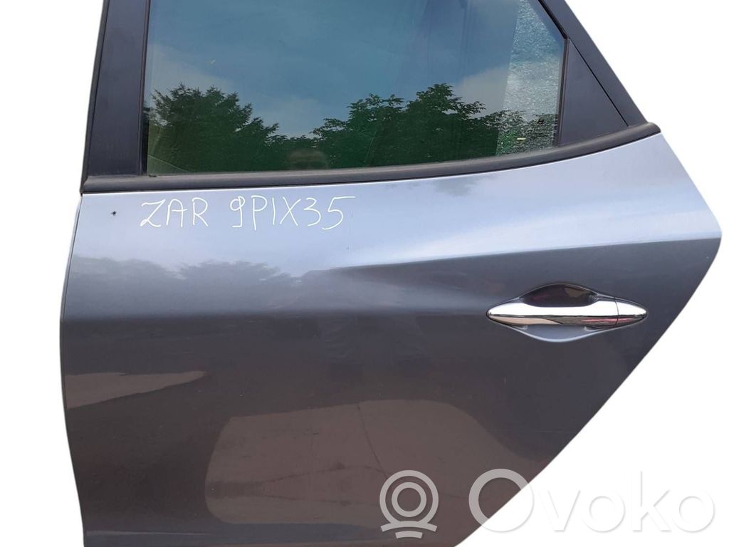 Galinės durys   ZAR