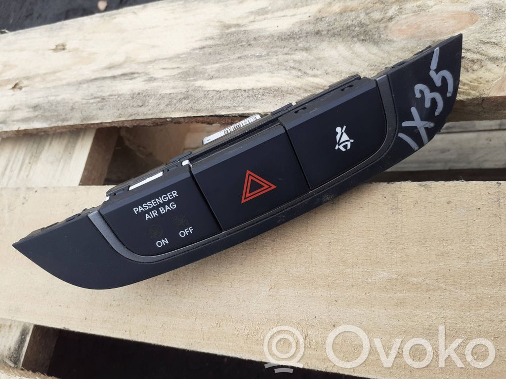 Hyundai ix35 Botón interruptor de luz de peligro 