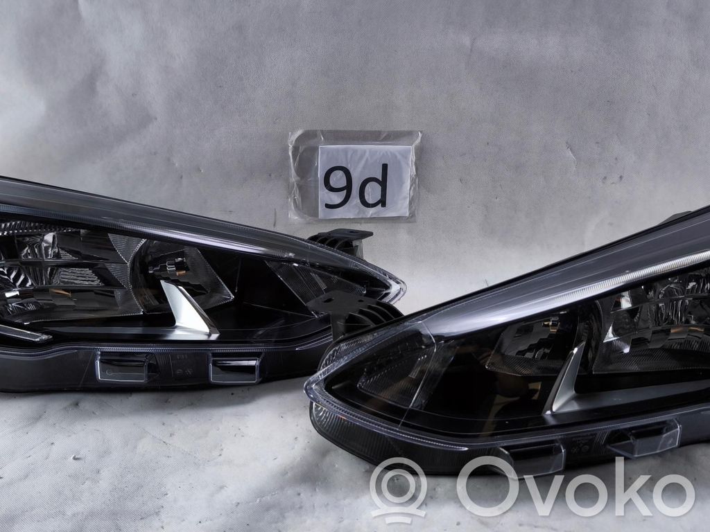 Ford Focus Headlight/headlamp 