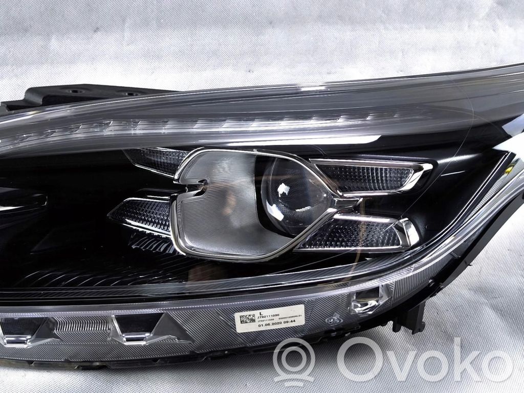 KIA Xceed Headlight/headlamp 