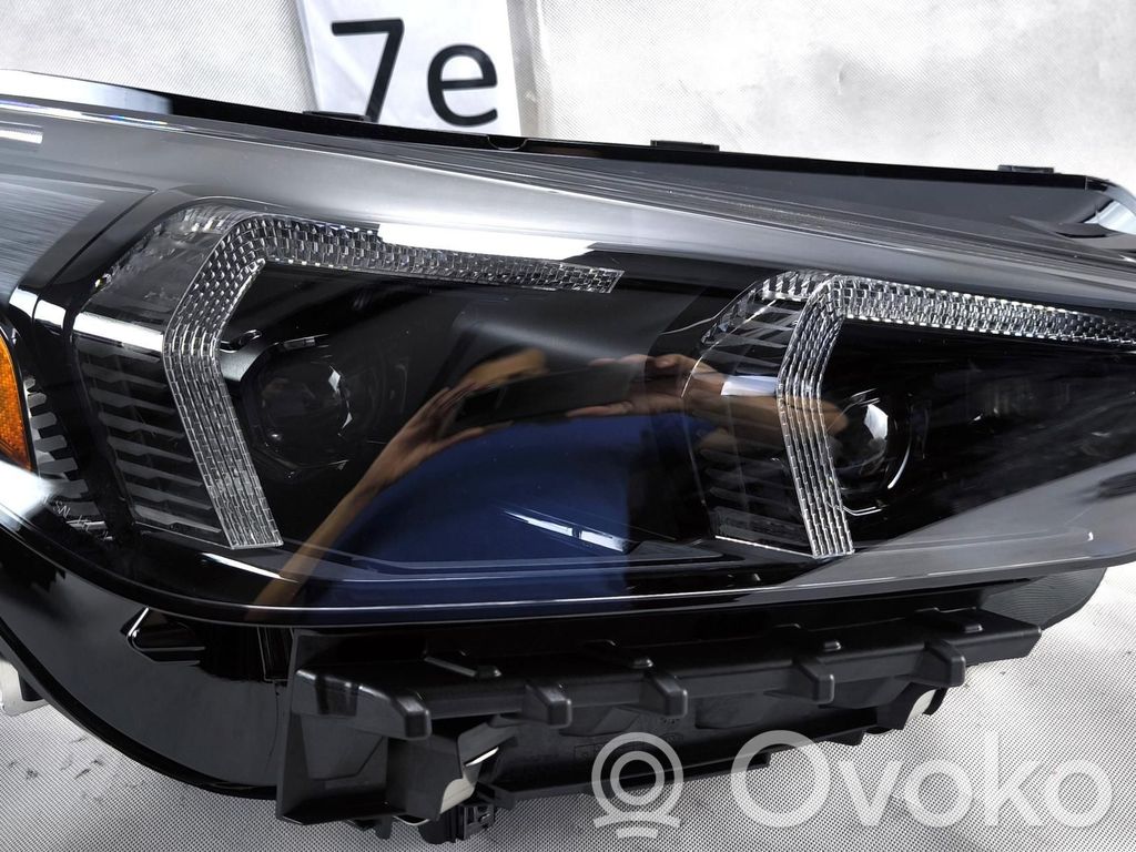 Headlight/headlamp   5A5BD64,5A5BD64