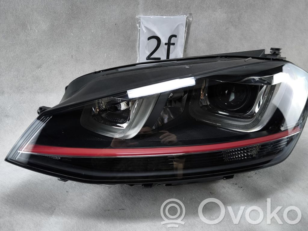 Volkswagen Golf VII Scheinwerfer 