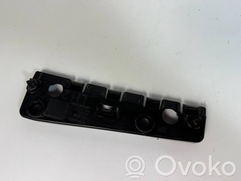 Volvo V60 Fender mounting bracket 