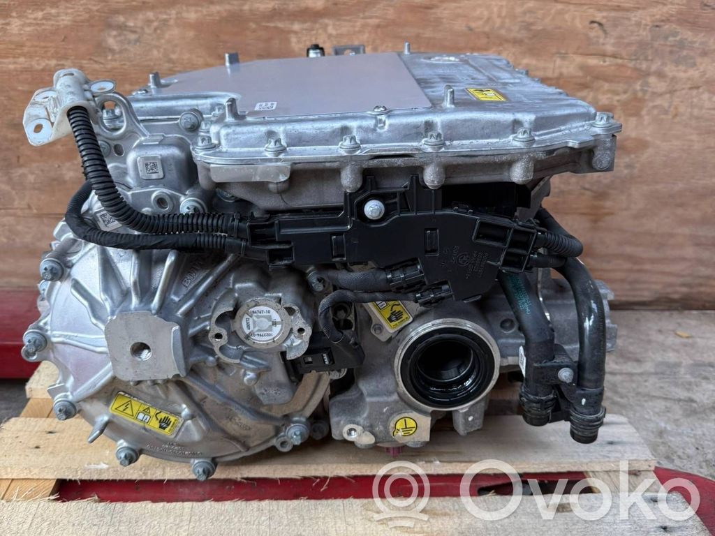 BMW i4 Электрический автомобильный двигатель 