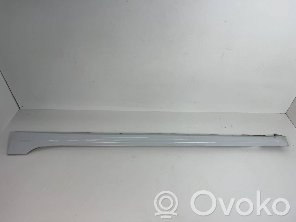 Audi A5 Sill 