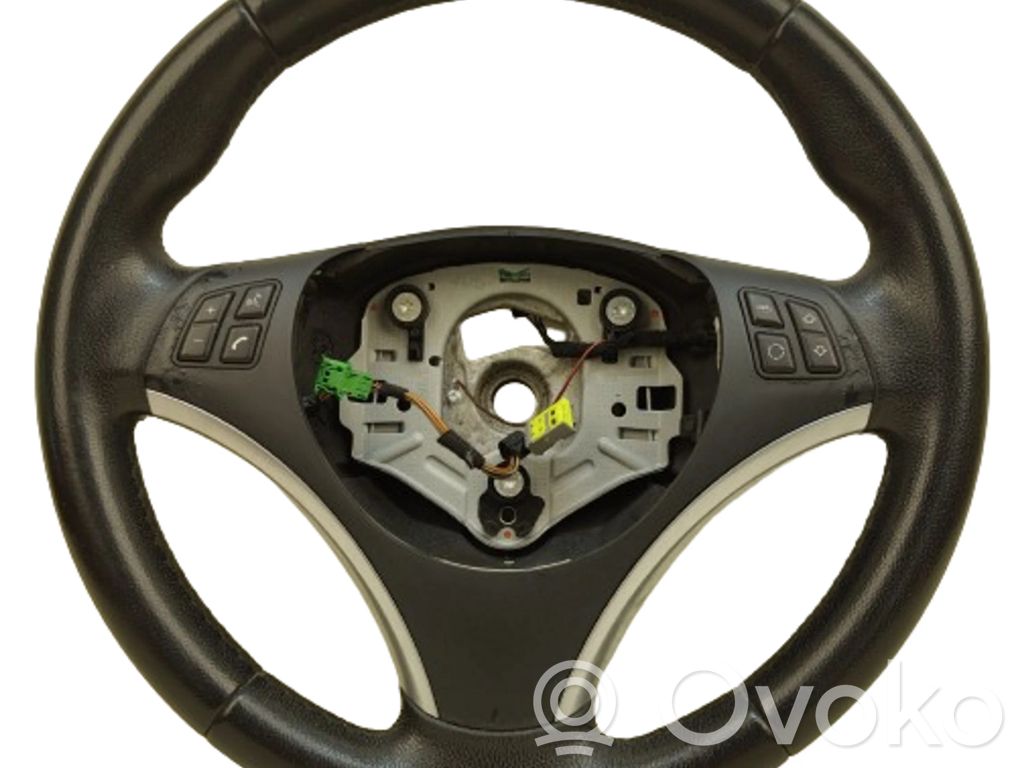Steering wheel   6795574