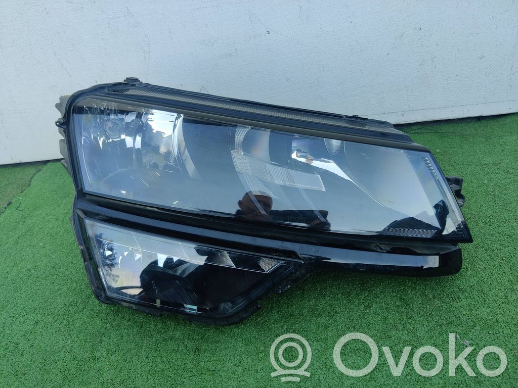 Skoda Karoq Faro/fanale 
