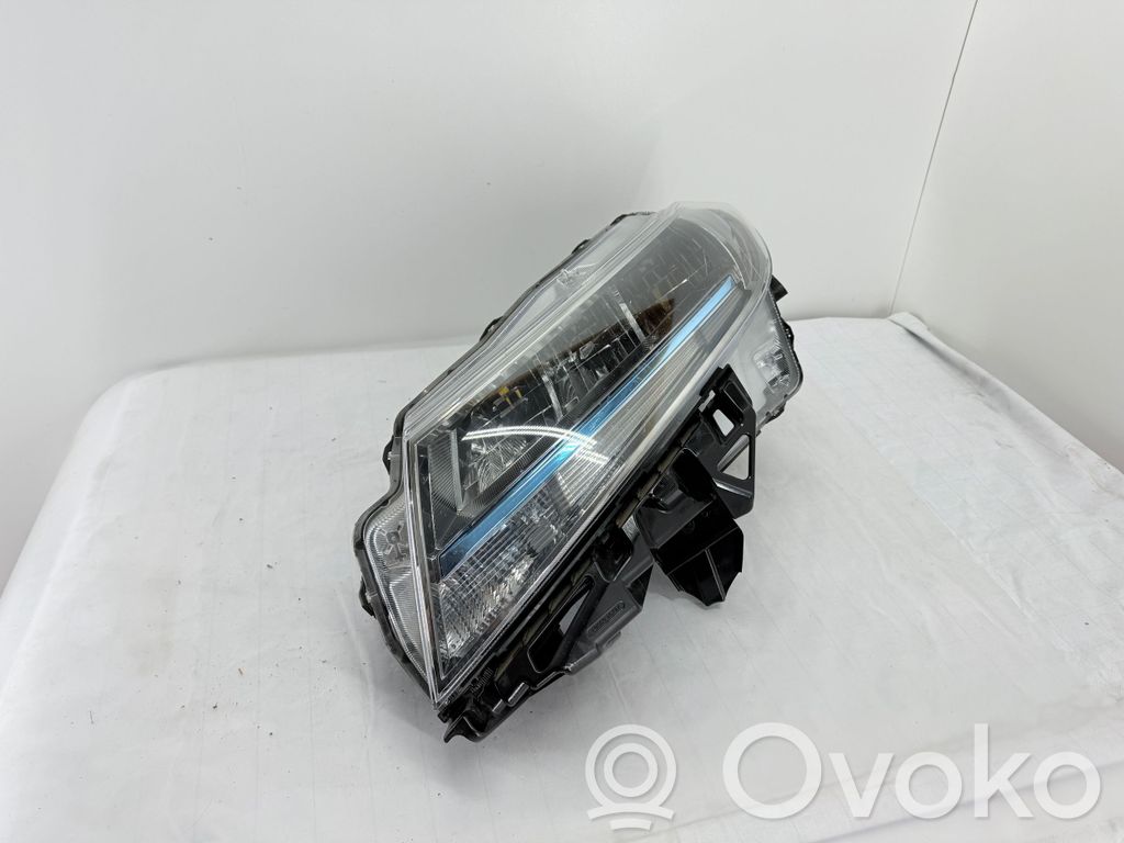 Suzuki Vitara (LY) Scheinwerfer 