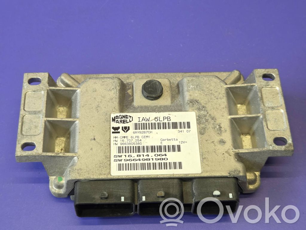 Peugeot 407 Engine control unit/module 