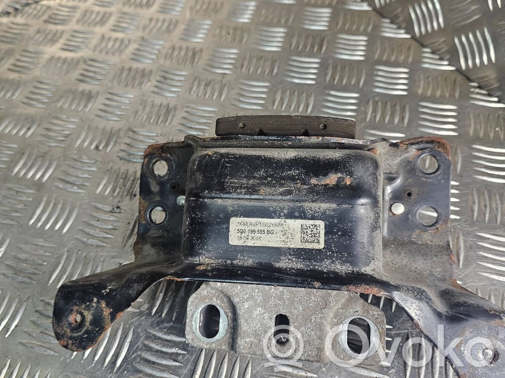 Engine mount bracket   5Q0199555BG