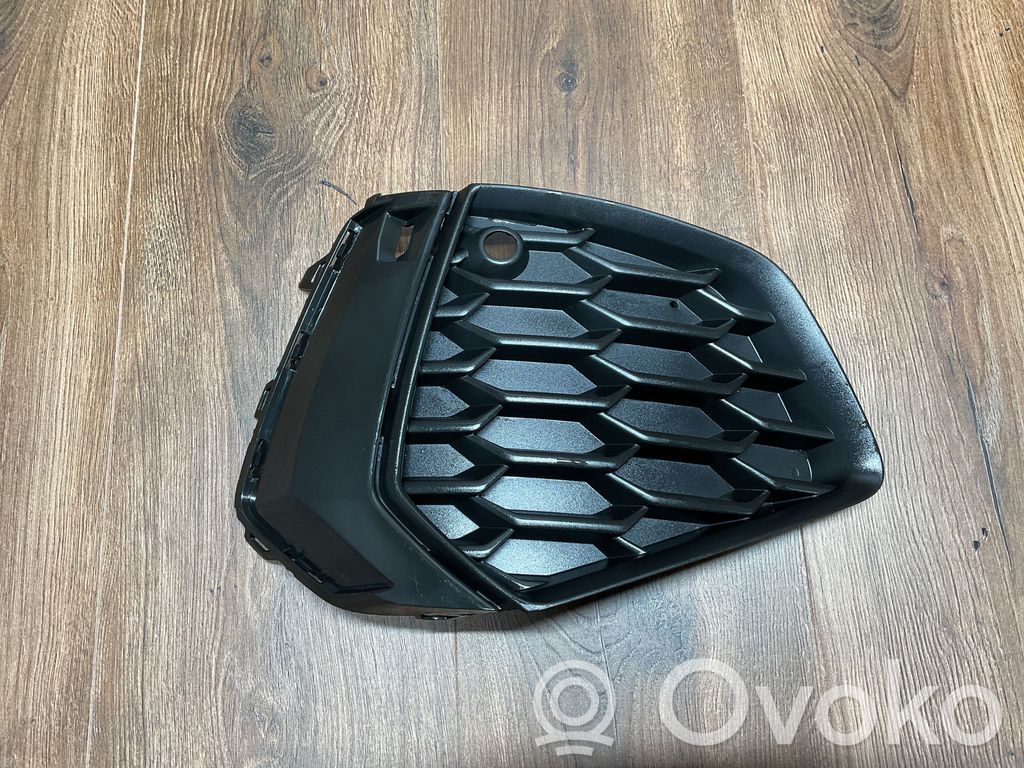 Audi A3 8Y Rejilla inferior del parachoques delantero 