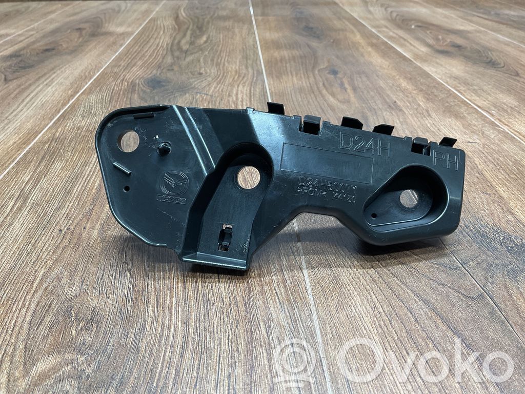 Mazda CX-3 Front bumper mounting bracket 