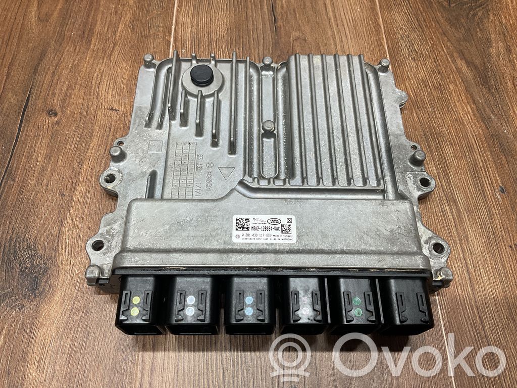 Land Rover Range Rover Velar Engine control unit/module 