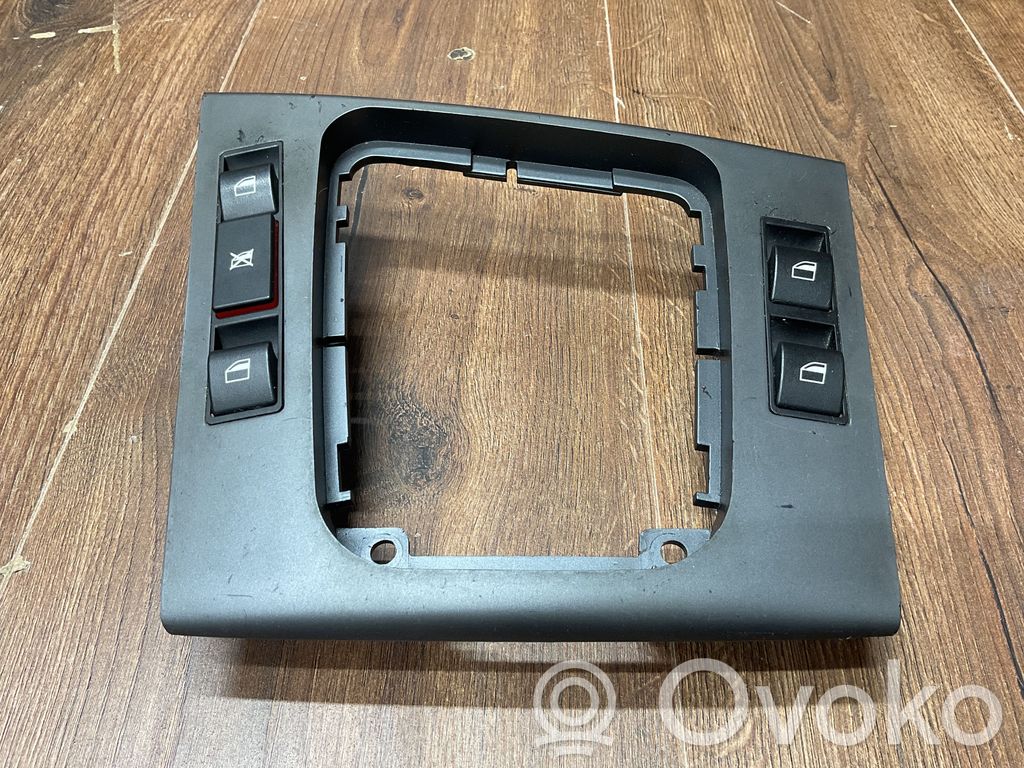 BMW 3 E46 Ātrumu pārslēgšanas sviras dekoratīvā apdare (plastmasas) 