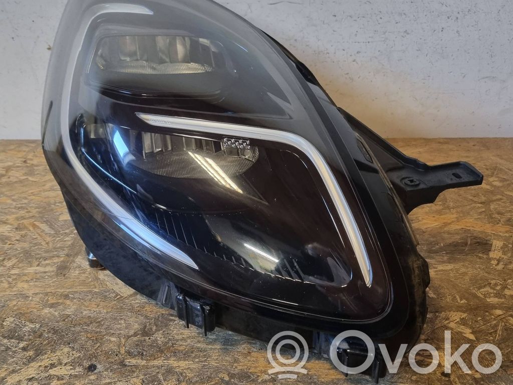 Ford Puma Headlight/headlamp 