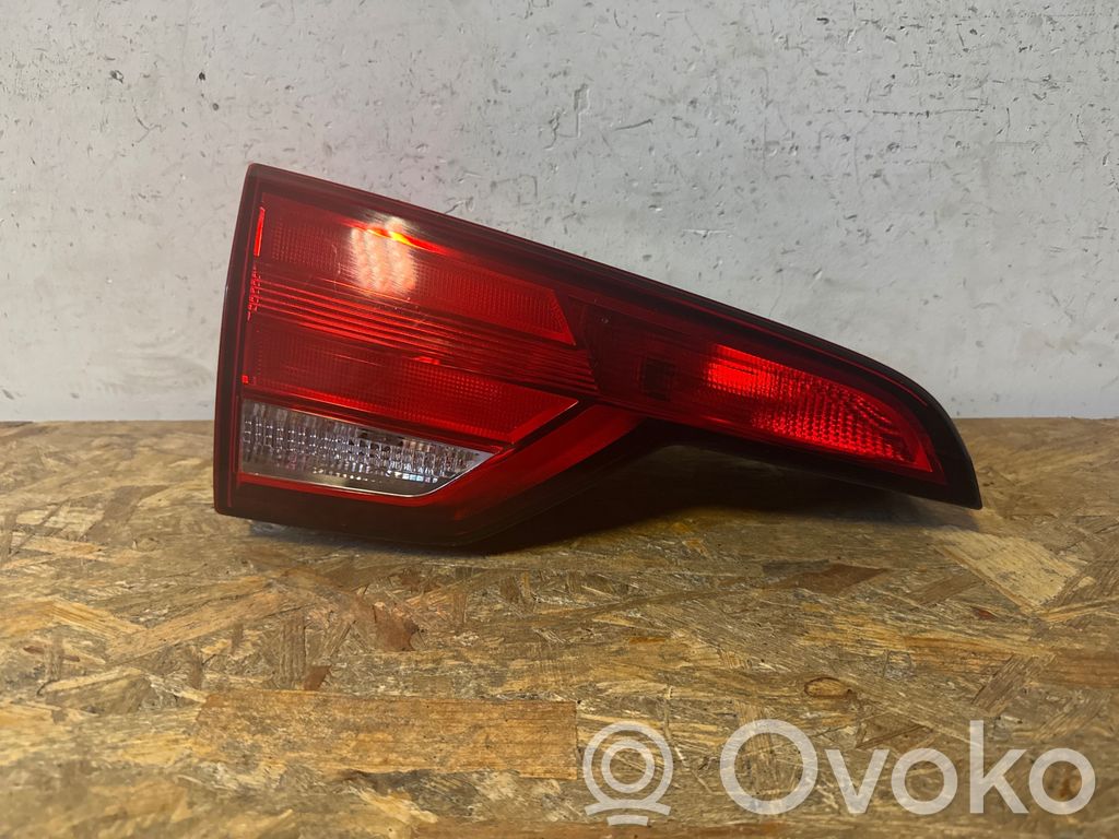 Audi A4 S4 B9 Galinis žibintas kėbule 